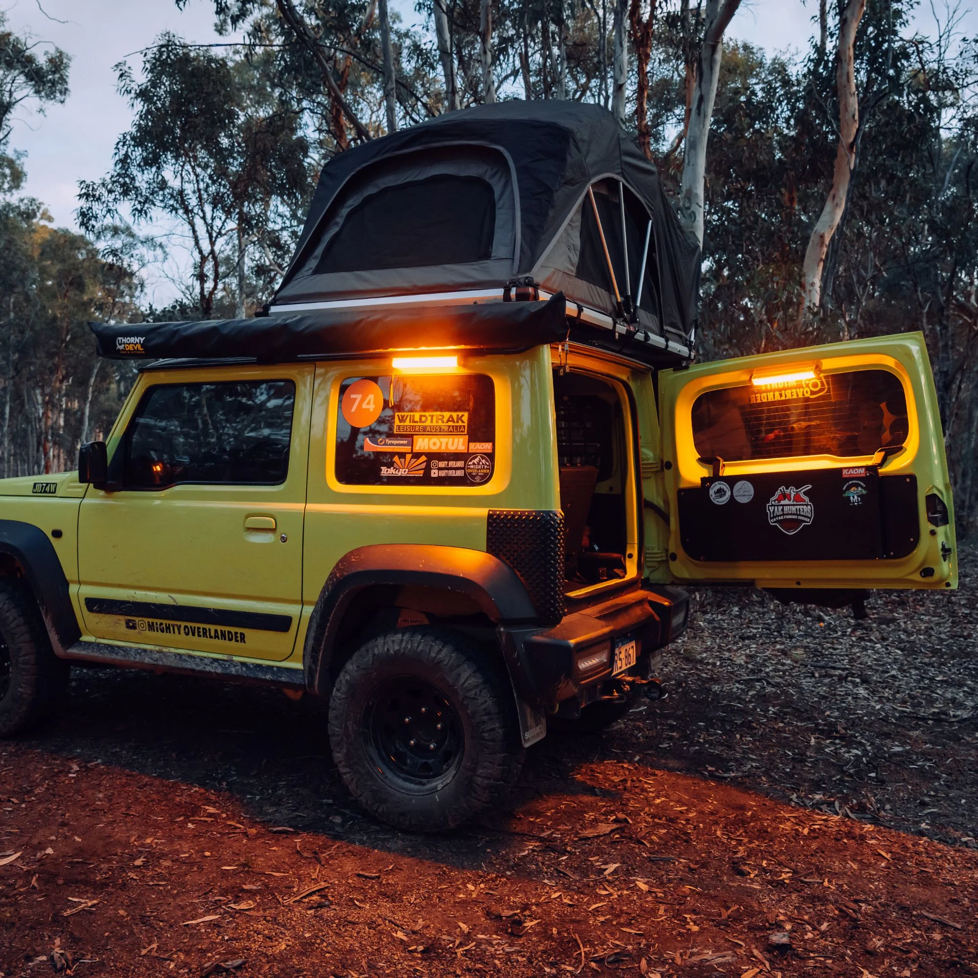 Wildtrak Base 300 Rechargeable Camping Multi-Light - Image 10