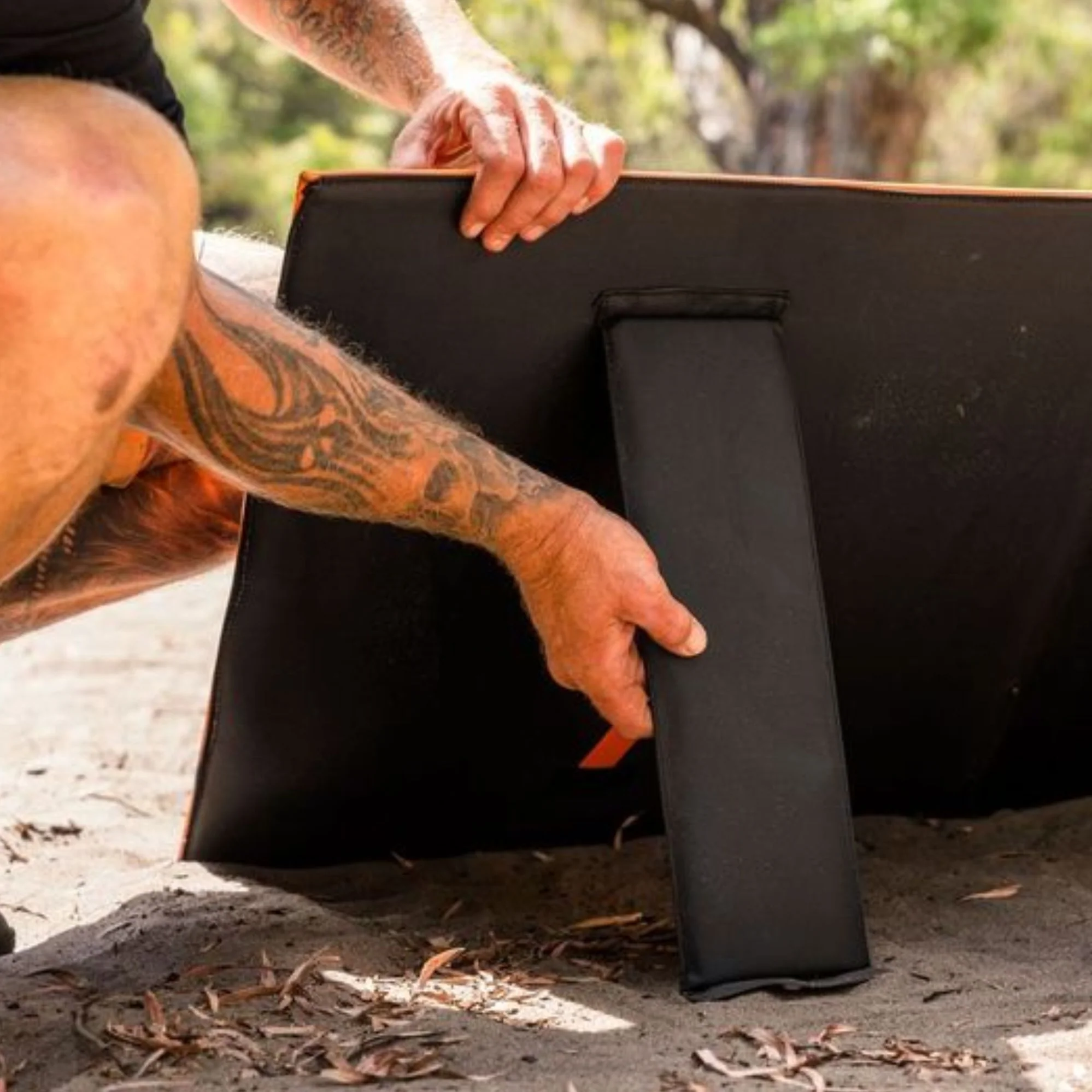 Wildtrak 240W Folding Solar Blanket A-Grade with ETFE Coating, Built in Stand, & Carry Bag - Image 7