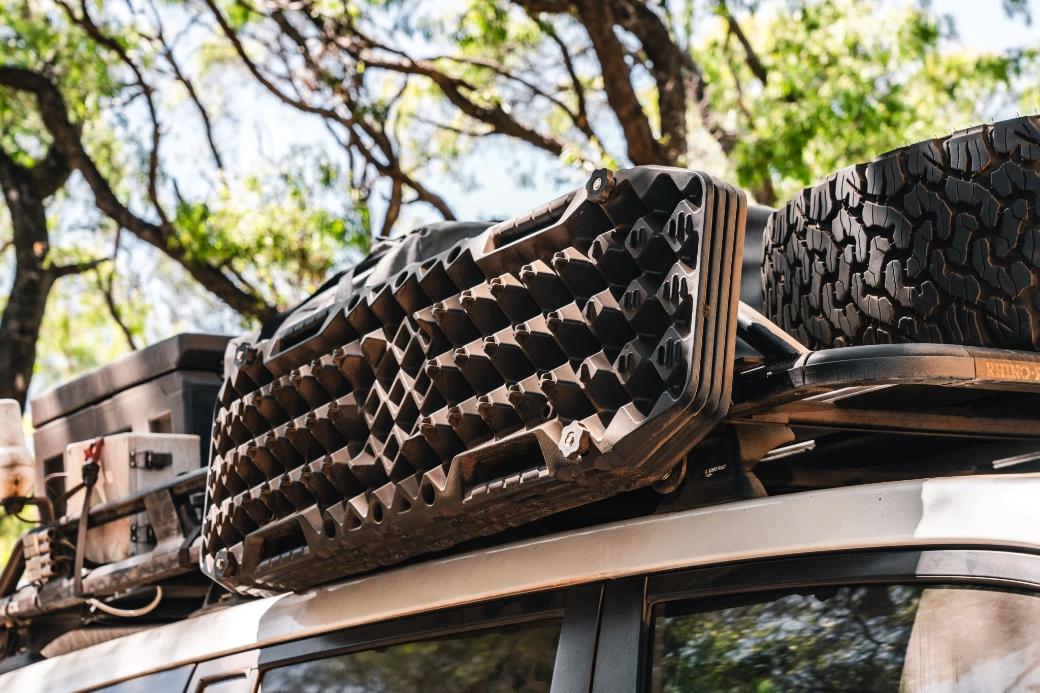 Flex Recovery Tracks Heavy Duty 10,000KG UV-Stabilised, Straps 33x103cm - Image 3