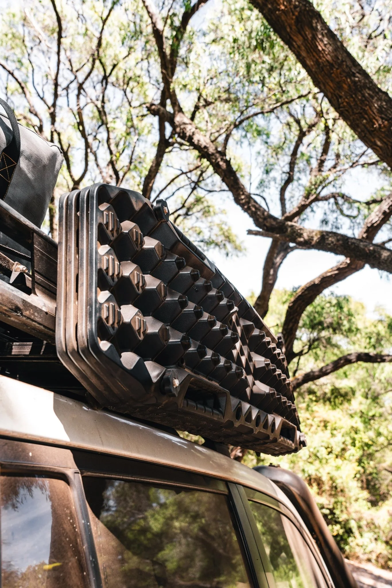 Flex Recovery Tracks Heavy Duty 10,000KG UV-Stabilised, Straps 33x103cm - Image 6