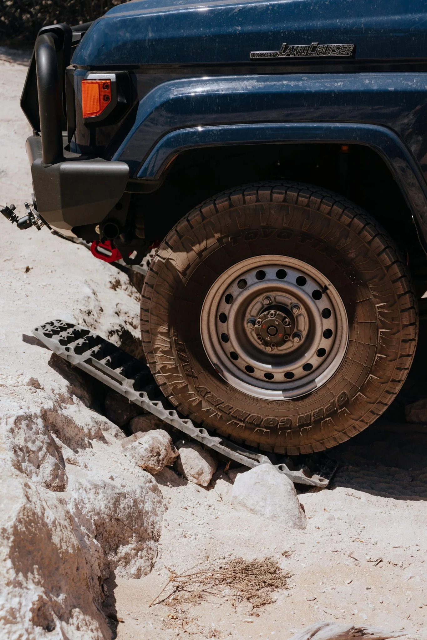 Flex Recovery Tracks Heavy Duty 10,000KG UV-Stabilised, Straps 33x103cm - Image 9