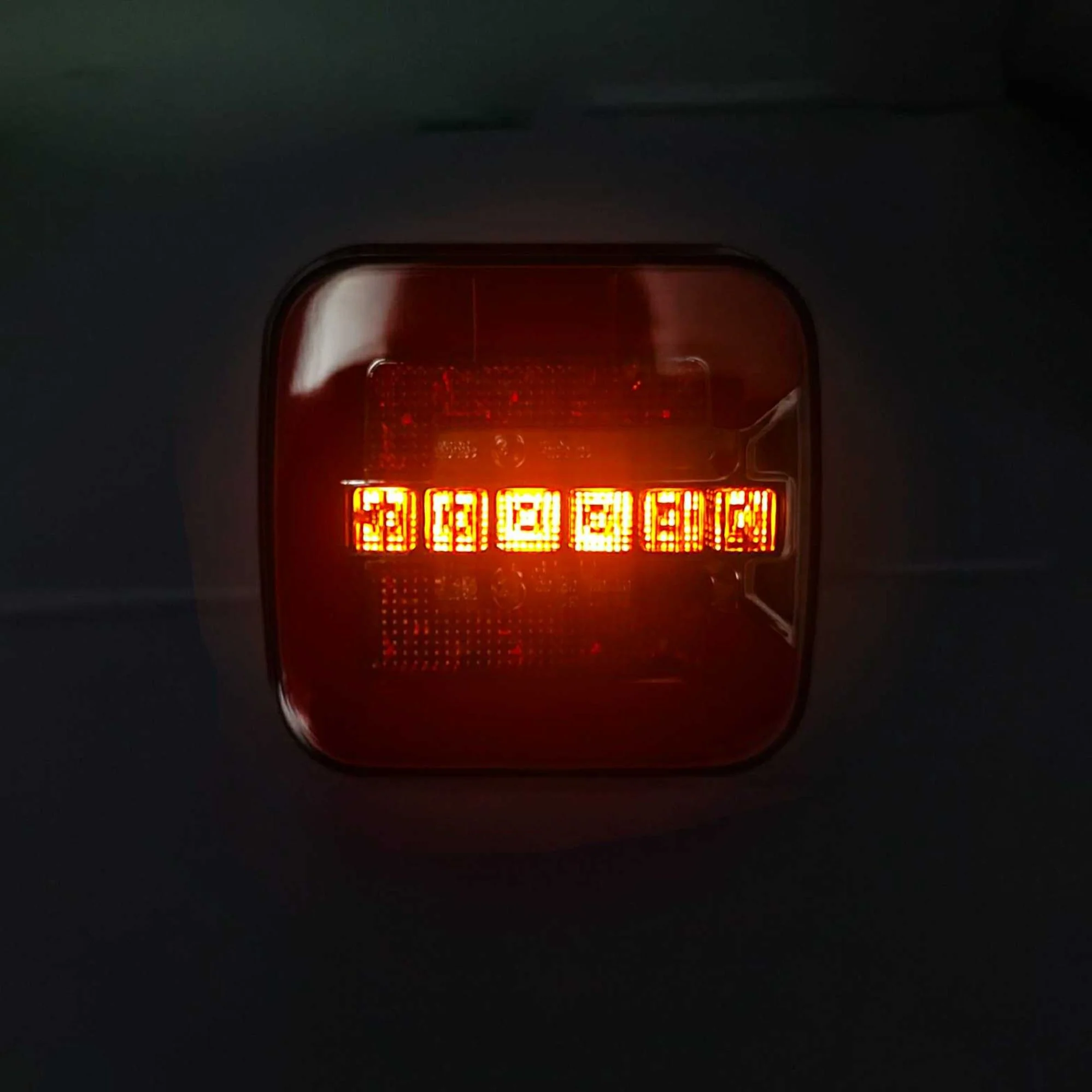 Wildtrak Quikfit Wireless Magnetic Trailer Lights - Image 8